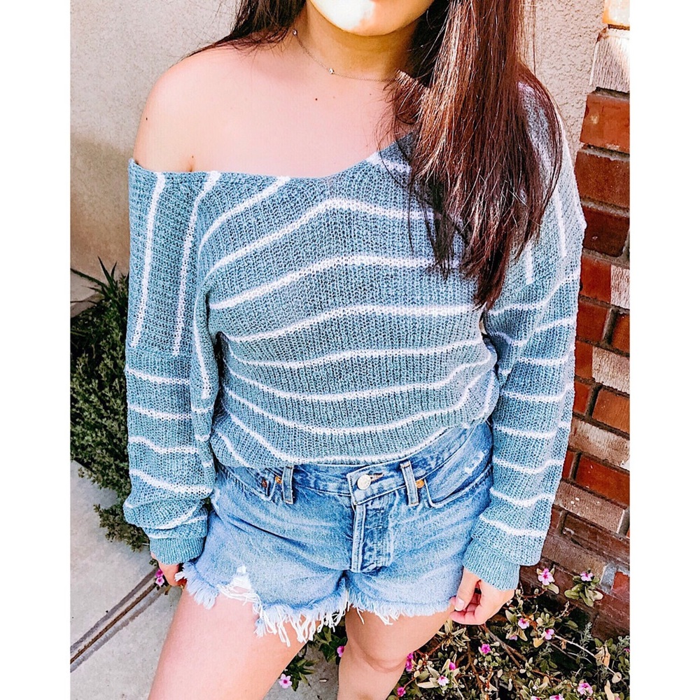 Teal Twist Back Stripe Sweater - Picture 3 of 3
